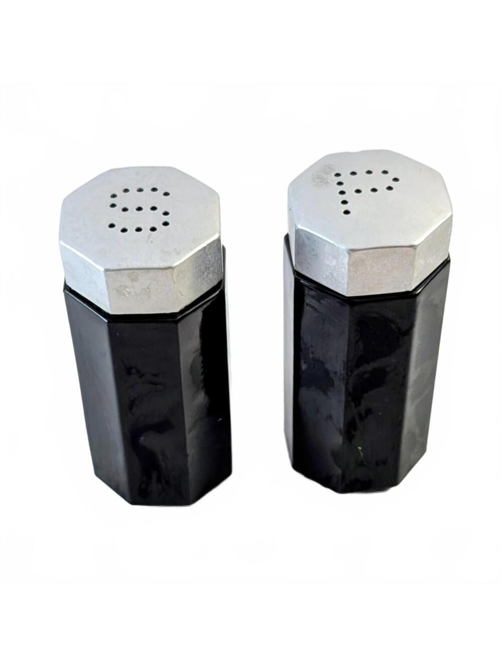 Vtg Arcoroc Octime Black Glass Salt & Pepper Shakers